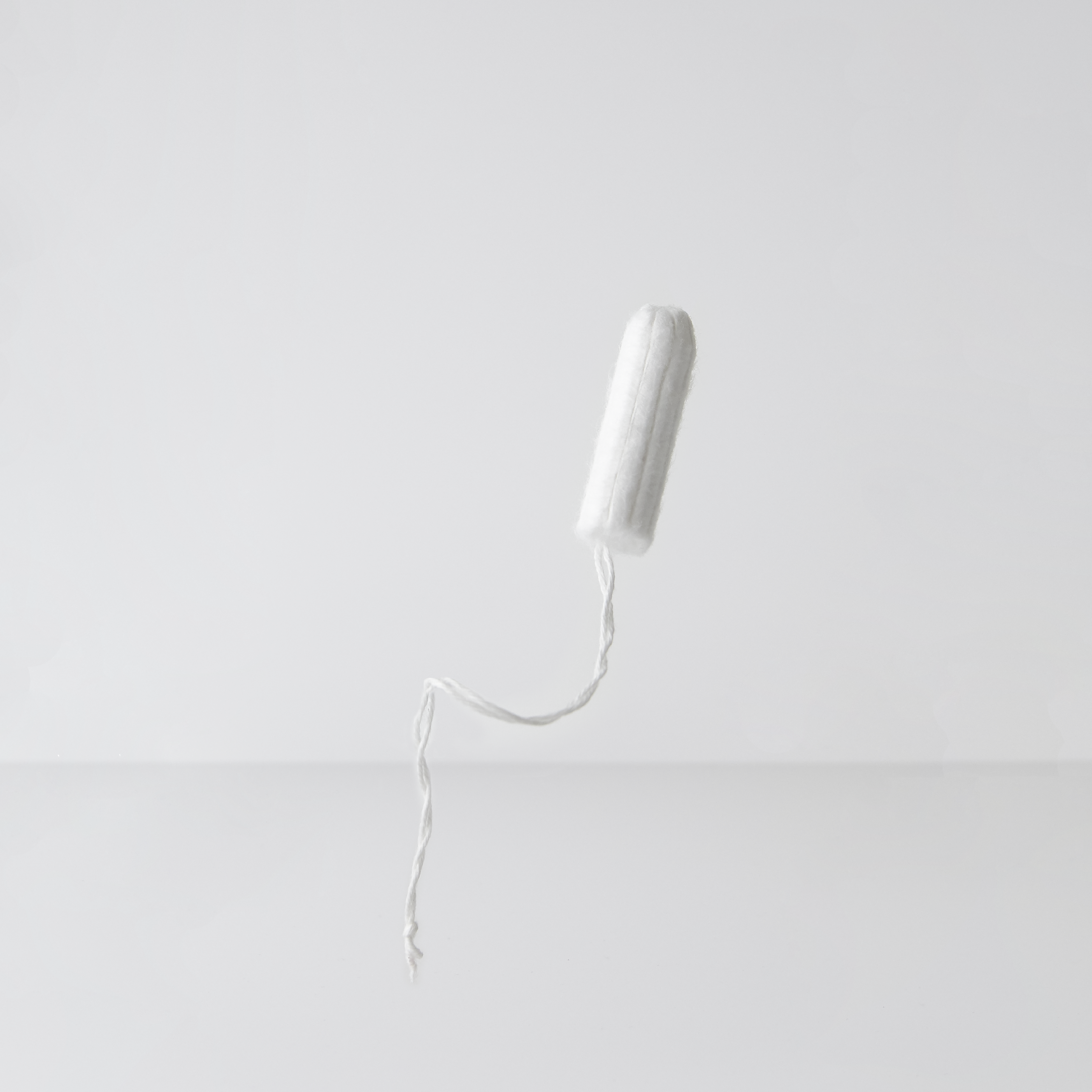 BOBBLE's 100% Organic Cotton Tampons. Naturally absorbent, non-allergenic for a pad you can trust. Uses sustainable materials in product and packaging. Subscribe to get a lifetime discount of 15%. Delivery nationwide in Malaysia. Free from toxins, chlorine, perfumes and dyes - for a safer experience with period products you can trust.